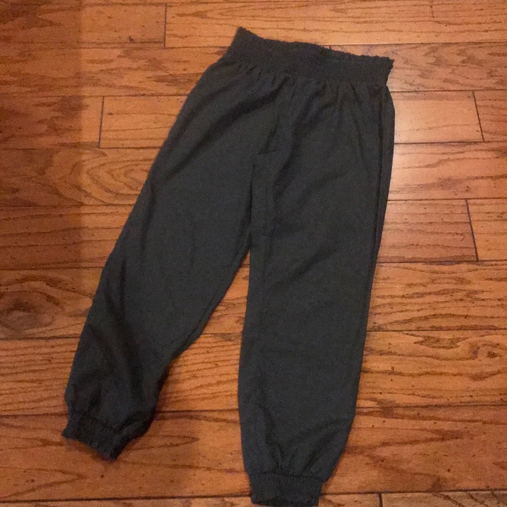 Super playful spring pants